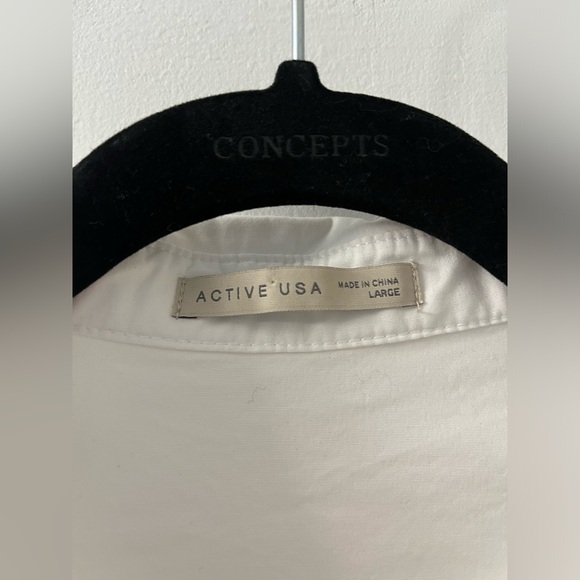 White collared button down dress shirt in a size large. - Picture 3 of 16